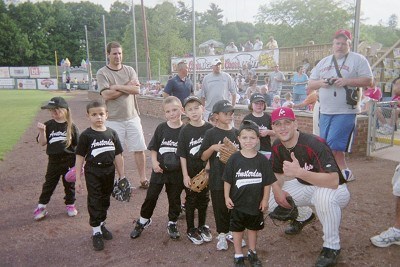 Little Leaguers with the Mohawks 2008