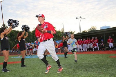 First basemen Brendan Tracy of Fairfield takes the field.